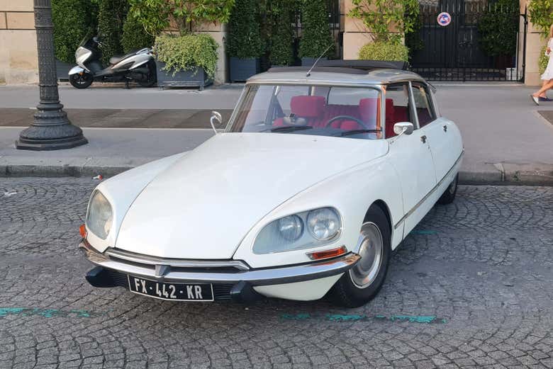 Citroën DS preparado para o tour