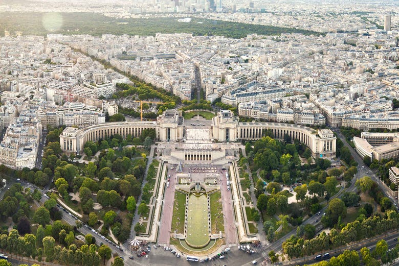 The impressive views from the Place du Trocadero