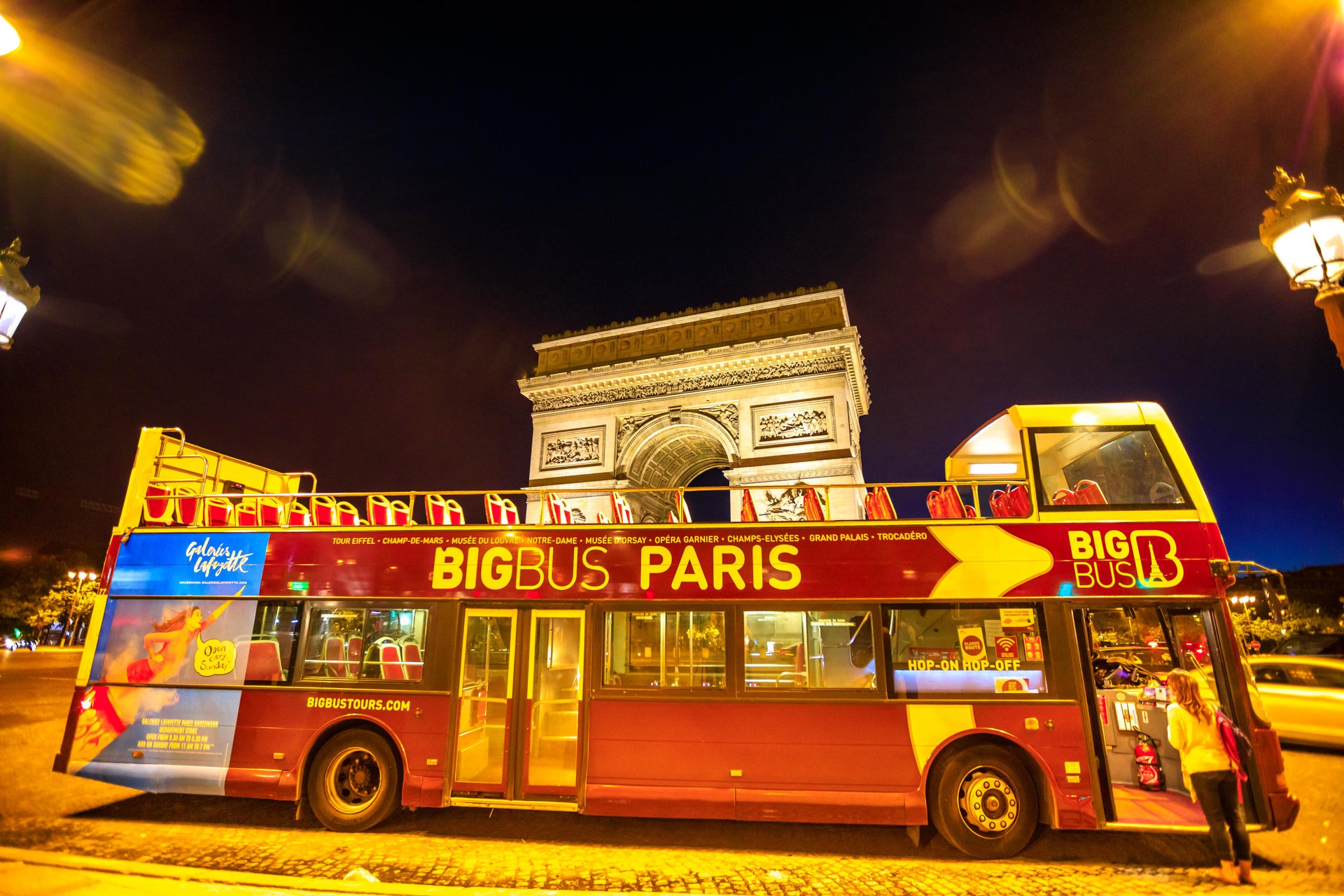 where to get paris bus tour