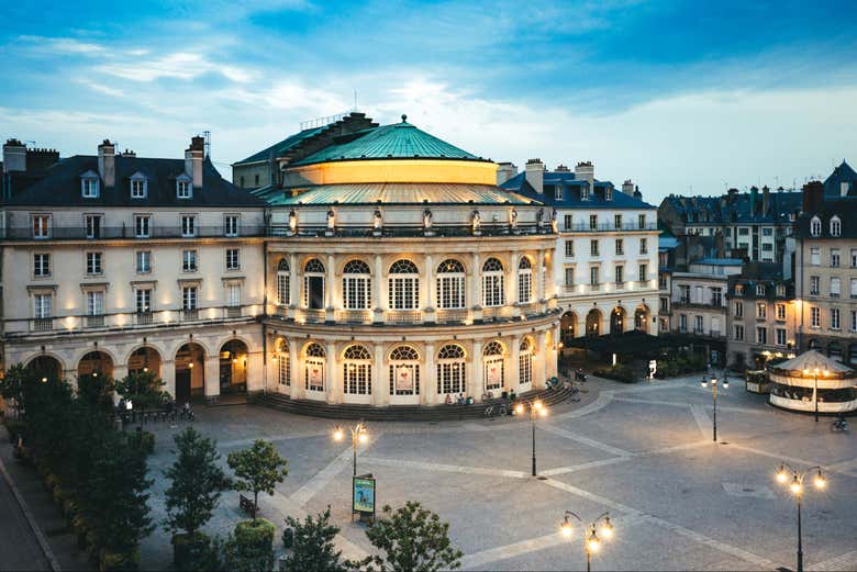 Vue sur la place de l'Opéra de Rennes