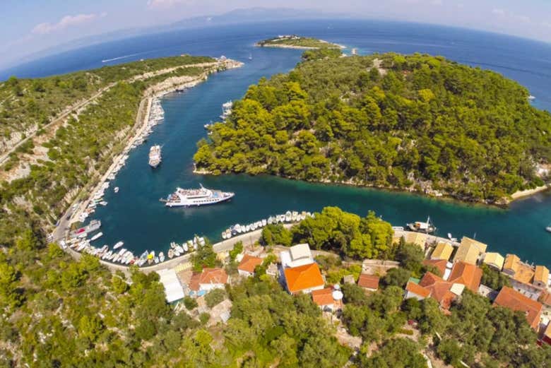 Bird's eye view of Gaios