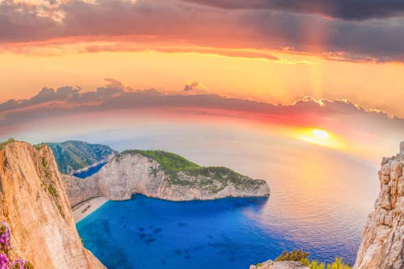 Tour por la isla de Zante al atardecer