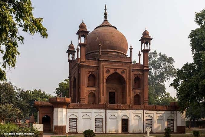 O Taj Mahal Vermelho