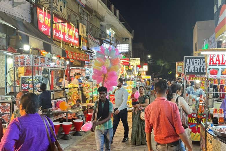 Free tour nocturno por el bazar Sadar en Agra - Civitatis.com