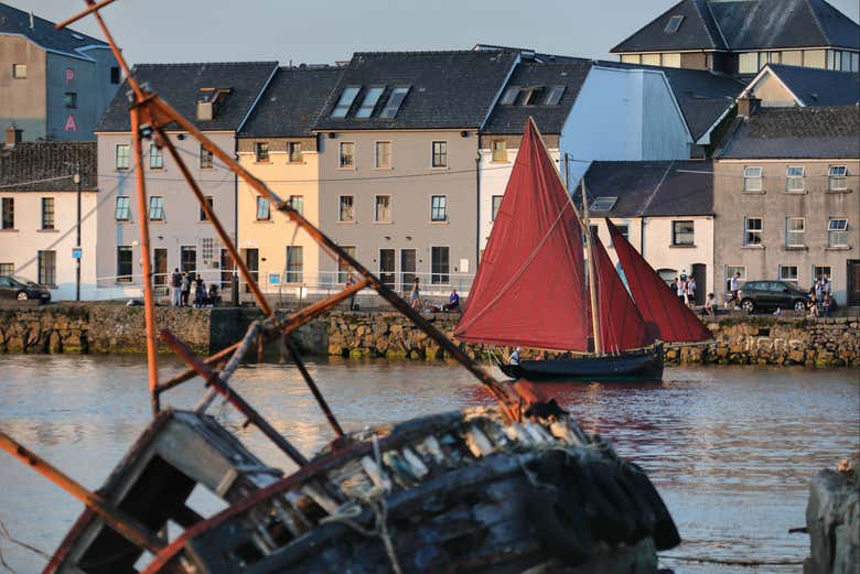 Visit the Galway Harbor