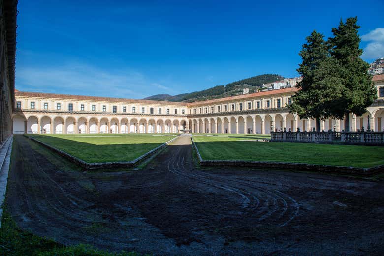 Claustro do Mosteiro de Padula