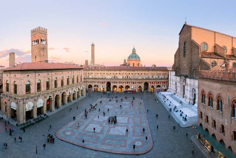 Panorámica de la Piazza Maggiore