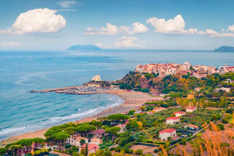 Tour in barca della costa di Gaeta e Sperlonga - Civitatis.com