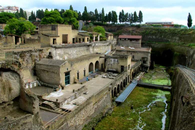 Villas y ruinas de Herculano