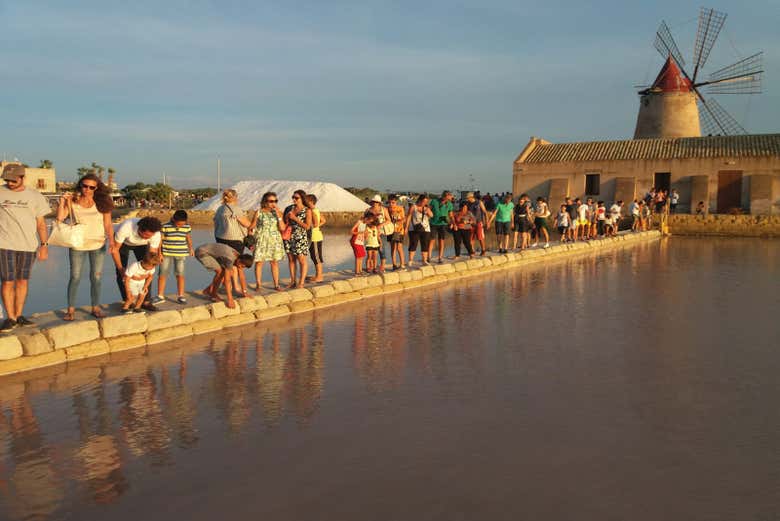 Durante la visita guidata della saline al tramonto