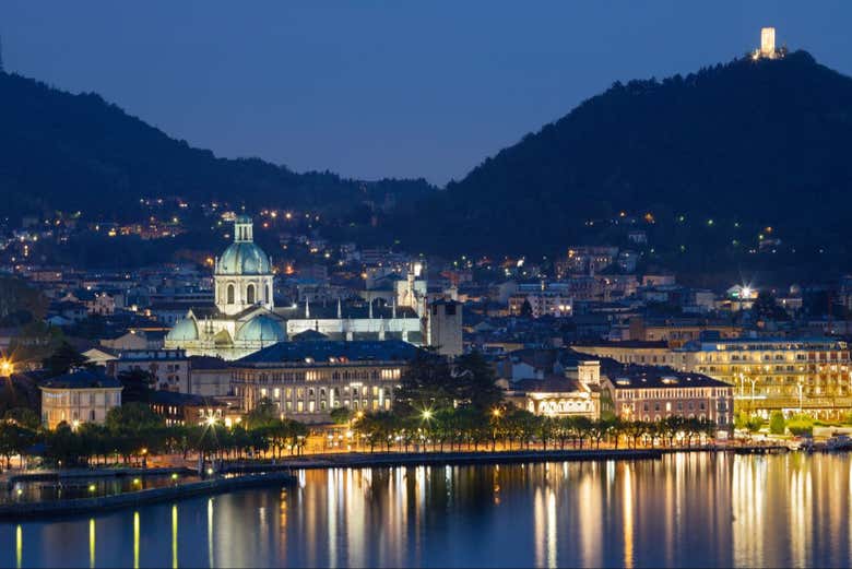 Panorámica de Como por la noche