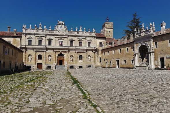 Escursione alla Certosa di Padula