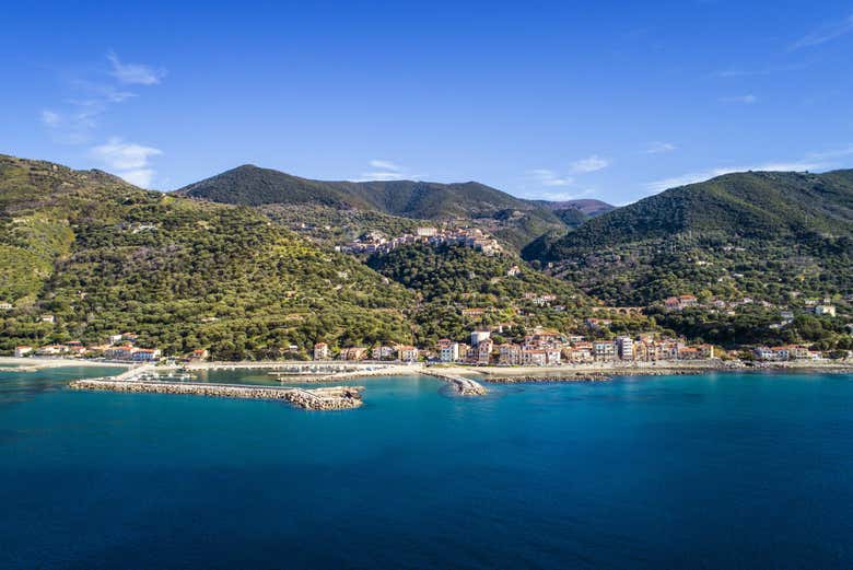 Pisciotta vista dal mare