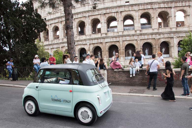 Tour en Fiat Topolino por Roma - Reserva online en Civitatis.com