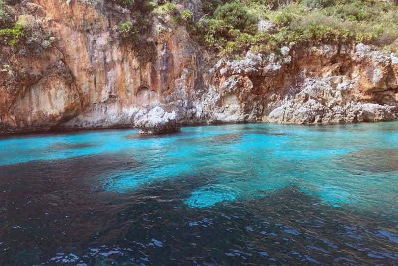 Eaux cristallines de la réserve naturelle du Zingaro