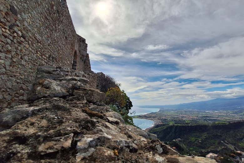 Vistas desde el Castillo de Taormina