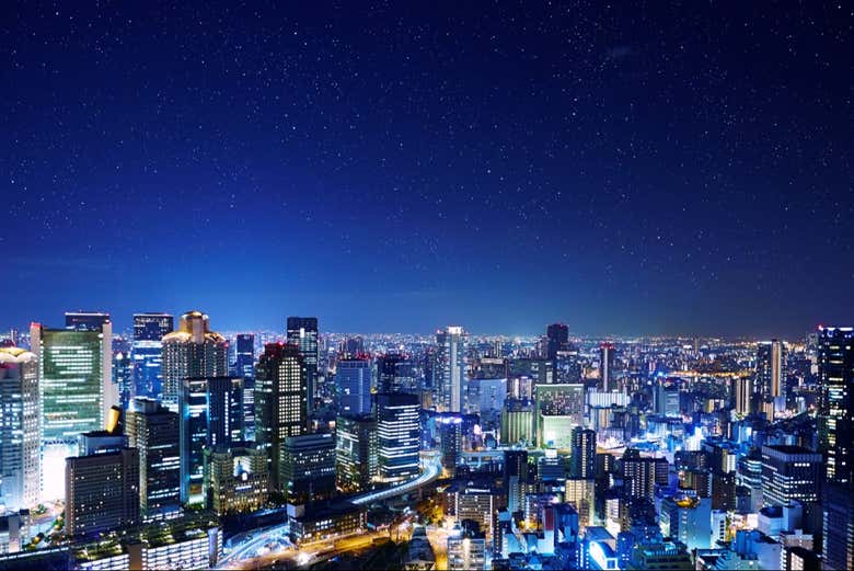 Vue d'Osaka la nuit