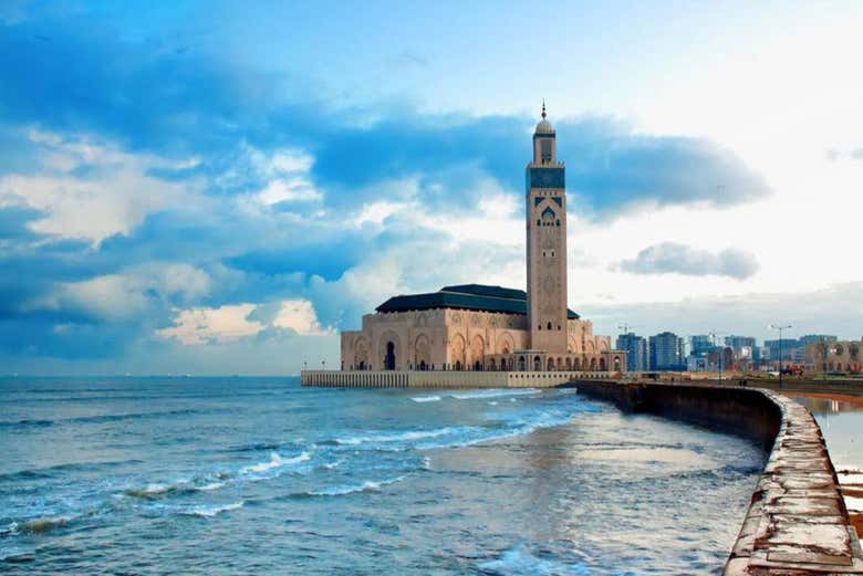 Vue panoramique sur la mosquée Hassan II