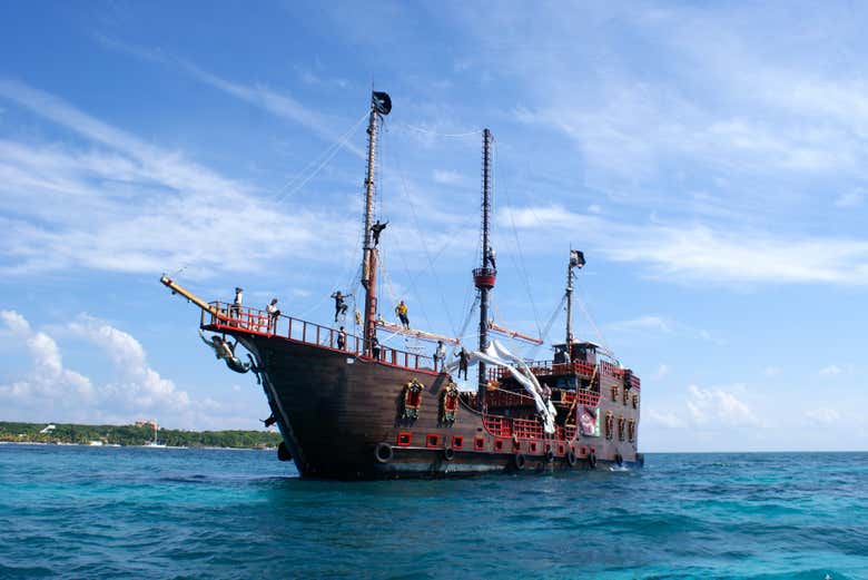 Sail in an authentic pirate ship