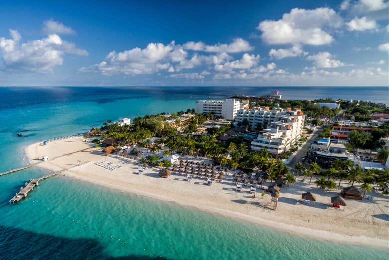 Cancun Parasailing in Costa Mujeres - Book Online at Civitatis.com