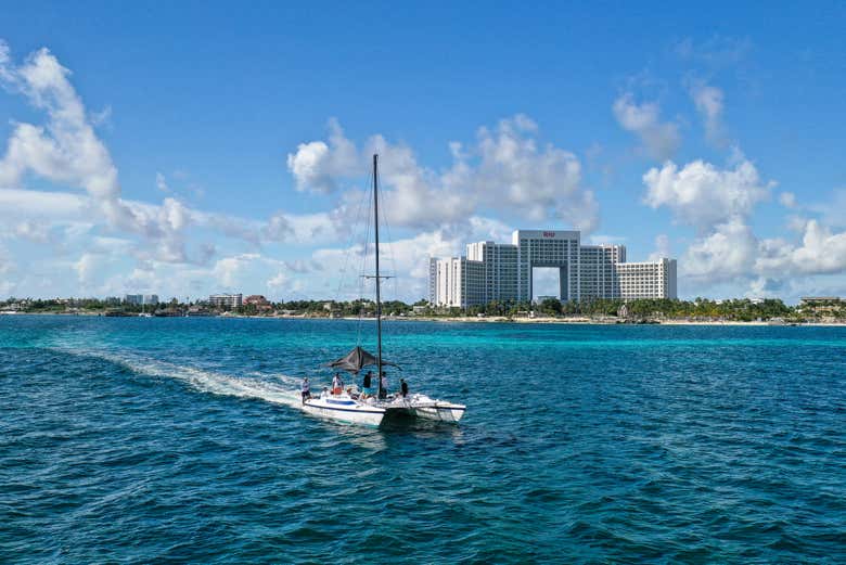 Tour the beautiful coast of Cancun