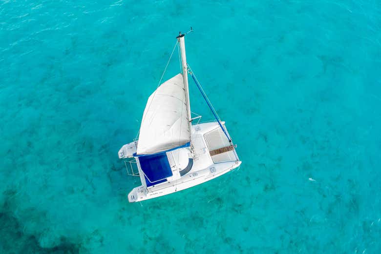 Barco para llegar hasta Isla Mujeres