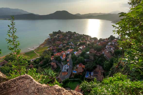 Excursión de 2 días a Valle de Bravo