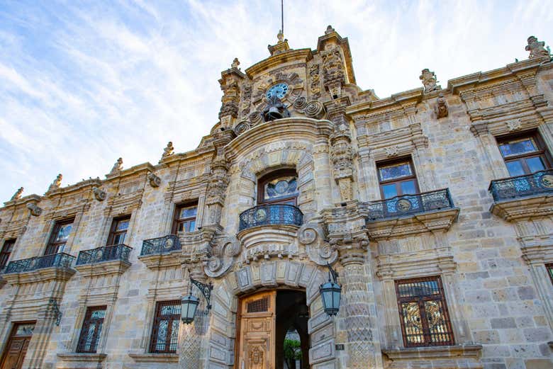 Fachada principal del Palacio de Gobierno del Estado de Jalisco