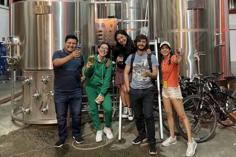 Visitando una fábrica de cerveza