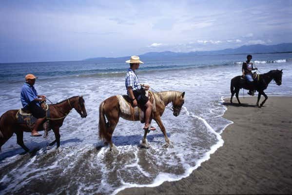 Giro a cavallo a Playa Larga 