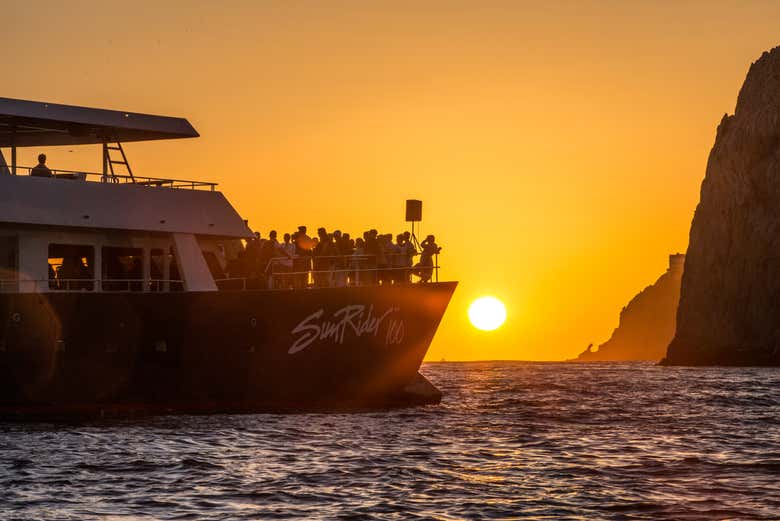 Enjoy the sunset on a catamaran in Los Cabos