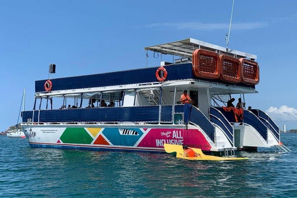 Boat Ride Meal around Isla de Venados