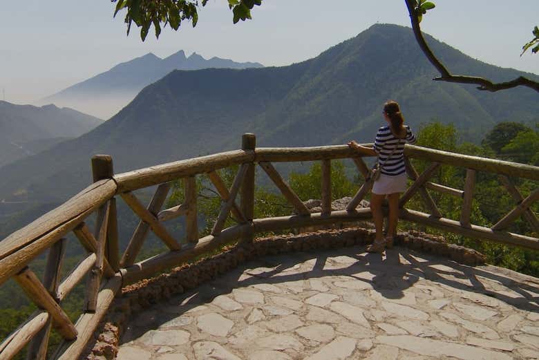 Espectacular mirador en el parque Chipinque