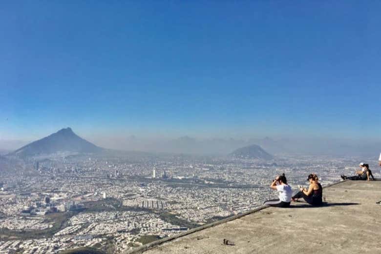 Admirando Monterrey desde el mirador del teleférico