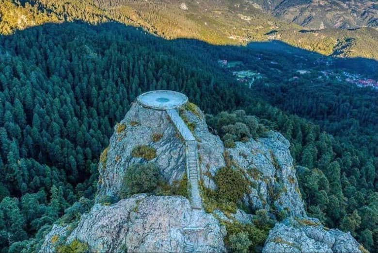 Podréis subir a la cima de Peña del Cuervo