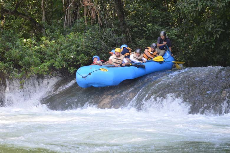 Rafting en el río Lancaja