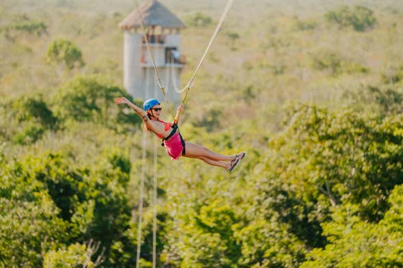 Day Trip to Casa Tortuga Cenotes + Ziplining