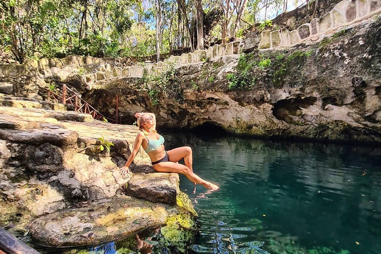 Tulum Mayan Ruins + Cenotes Tour photo