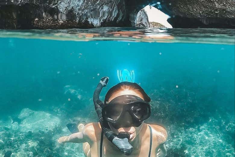 Disfrutando del snorkel en Los Arcos