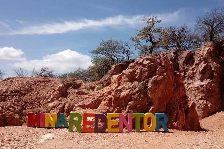 Visitaremos la mina de ópalo El Redentor