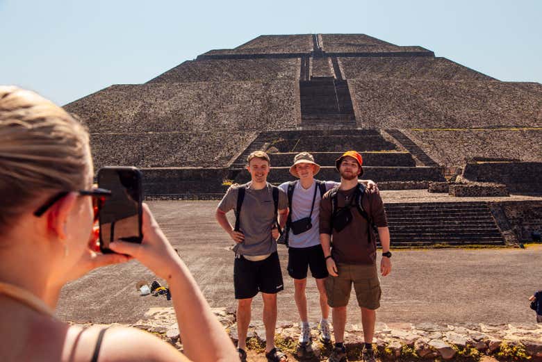 Disfrutando del free tour por Teotihuacán