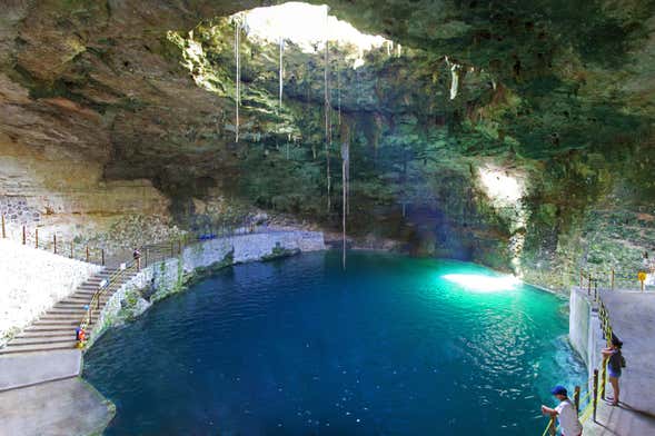 Entrada al cenote Hubiku y Museo del Tequila Don Tadeo