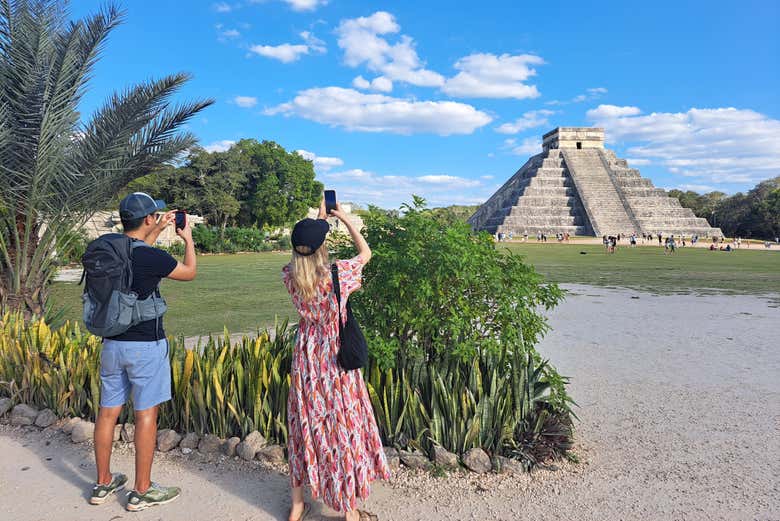 Disfrutando del tour por Chichén Itzá