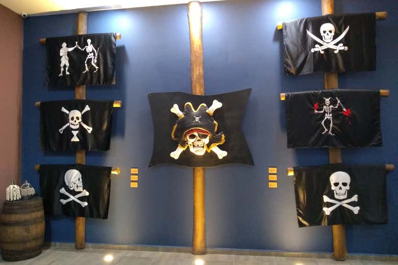 Banderas del Museo del Pirata