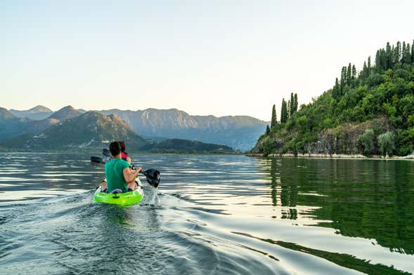 Tour en kayak por el lago Skadar