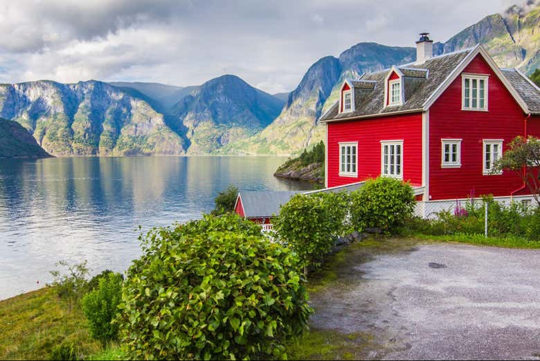 Postal típica noruega en el Sognefjord