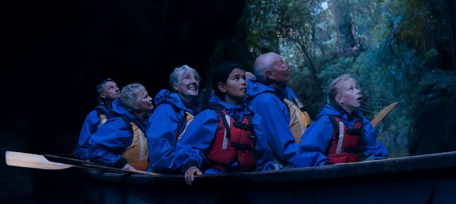 Evening Glowworm Kayaking Tour