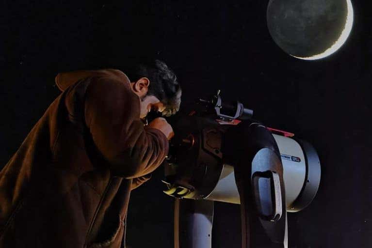 Observación de estrellas en la Sierra de Jebel Akhdar desde Saiq