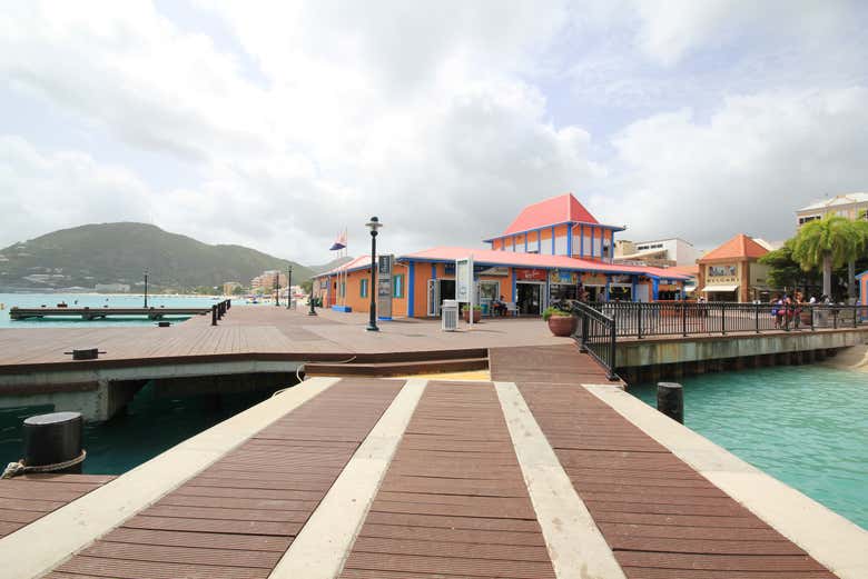 Philipsburg est célèbre pour ses magnifiques eaux turquoise