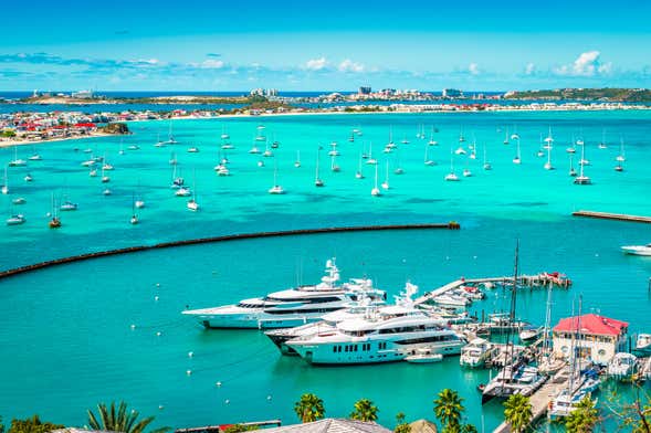 Paseo en yate privado por la isla de San Martín